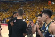 完美世界对战平台-1650万球员仅得5分，还笑着祝贺张皓嘉，京蜜:买你不如买更好外援|北京队|广东队|赵睿|贾维尔-麦基|贾维尔·麦基_新浪体育_新浪新闻